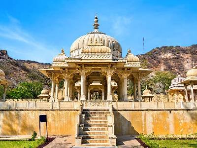 Taxi Service in Udaipur