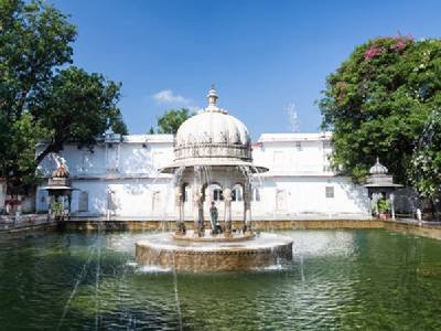 Taxi Service in Udaipur